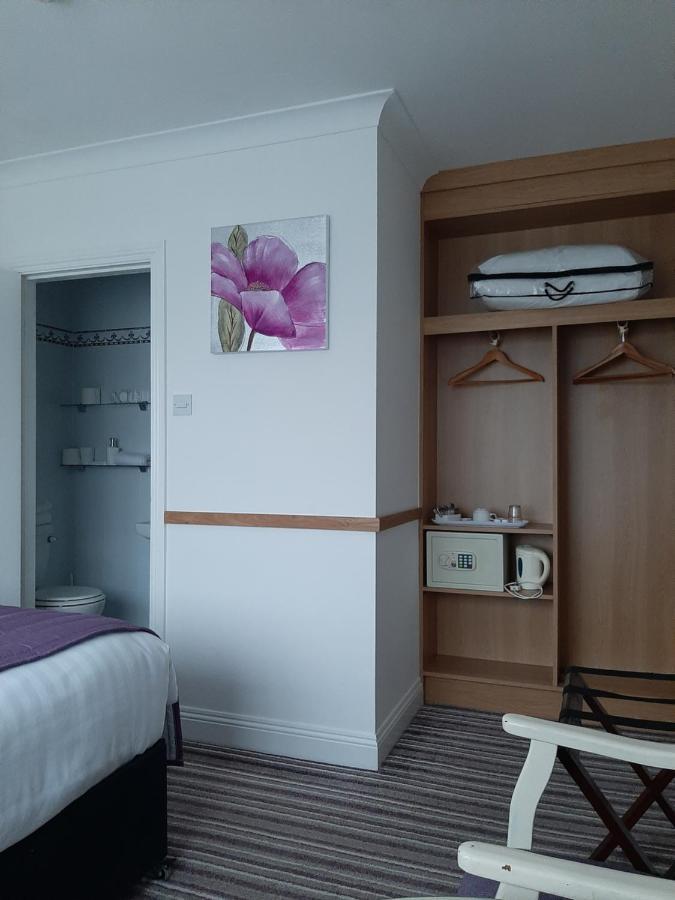 Abacus Guesthouse กัลเวย์ ภายนอก รูปภาพ